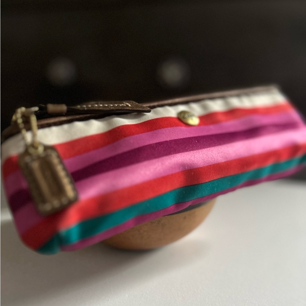 Coach Vintage Legacy Multicolor Striped Sateen With Leather Trim Cosmetic Pouch - Picture 2 of 9